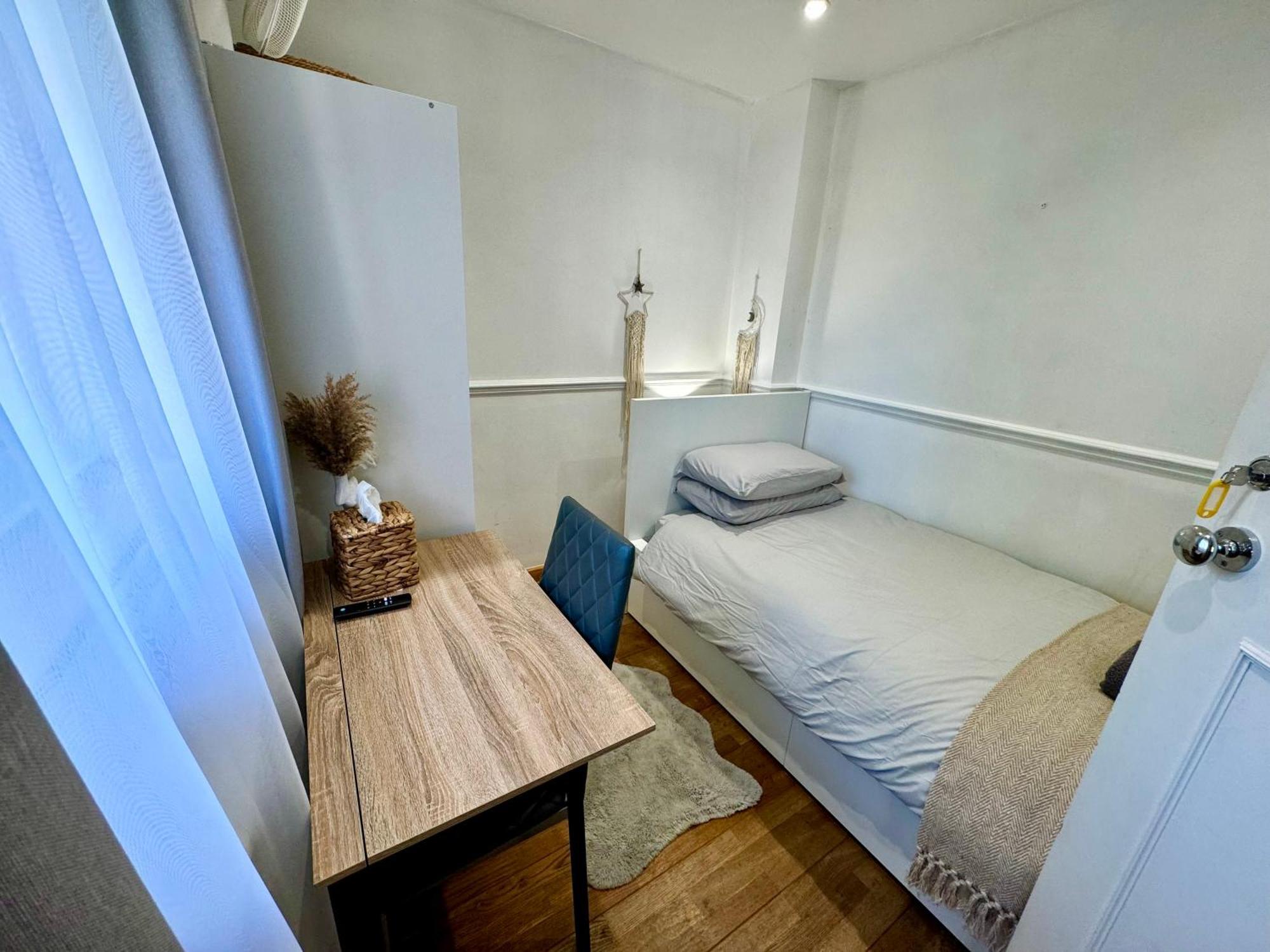 Cosy Single Room For One Person Bromley Esterno foto